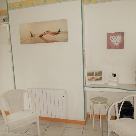 Appartement Avec Cour A 50M De La Plage Mers-les-Bains Dış mekan fotoğraf
