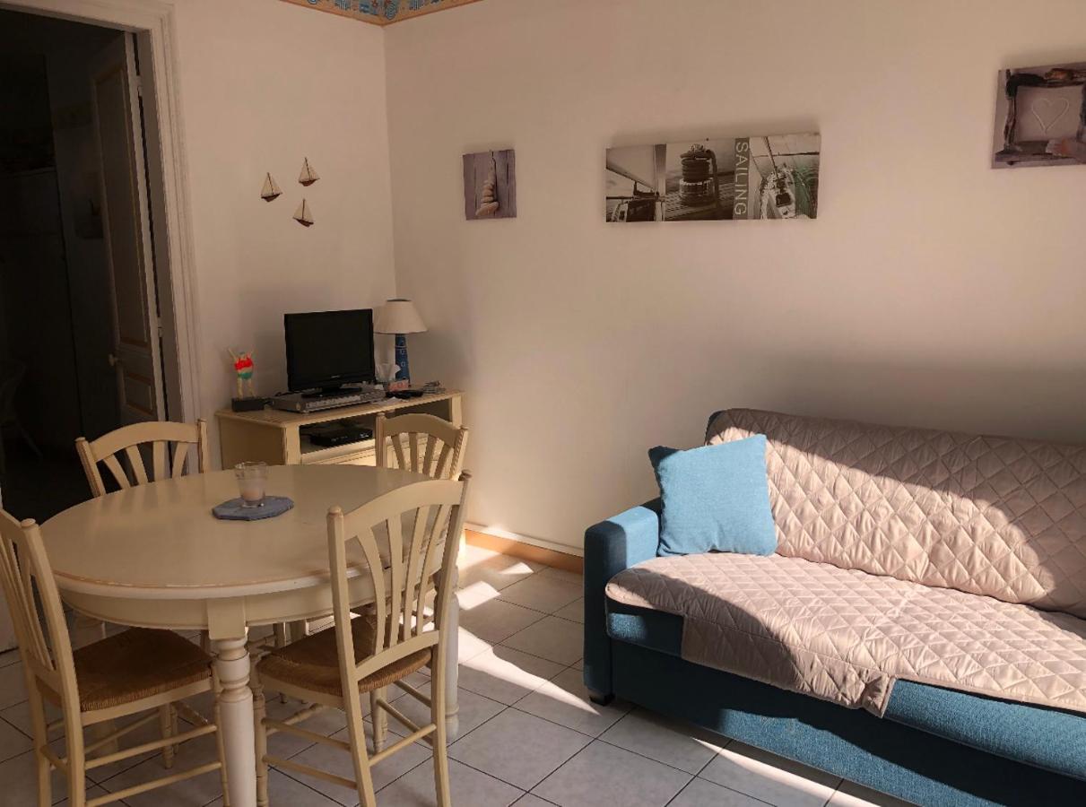 Appartement Avec Cour A 50M De La Plage Mers-les-Bains Dış mekan fotoğraf